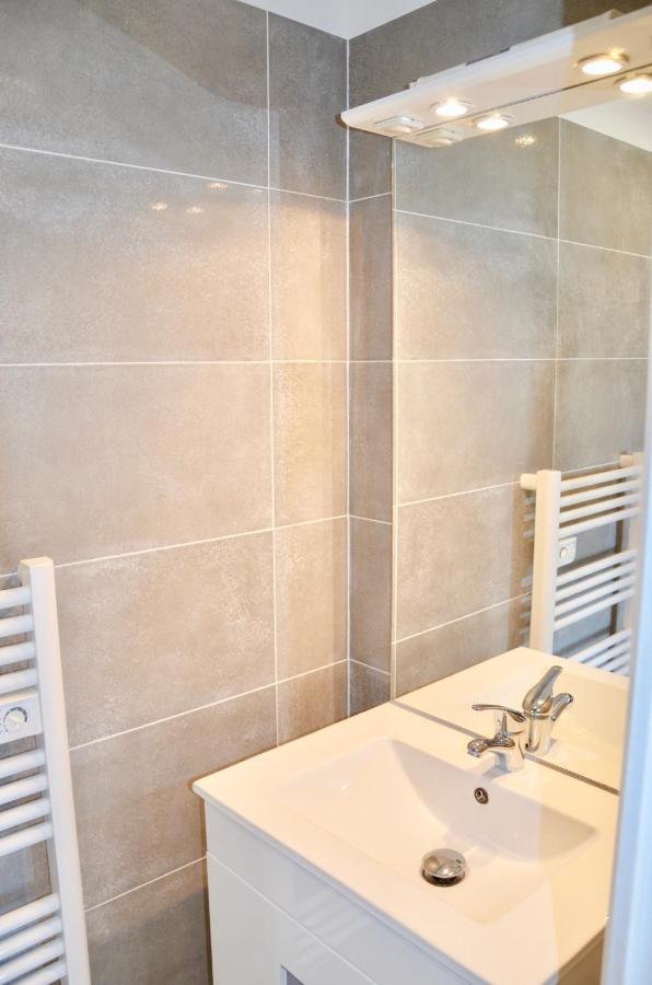 La Petite Maison Appartement 1 Avoine Екстериор снимка